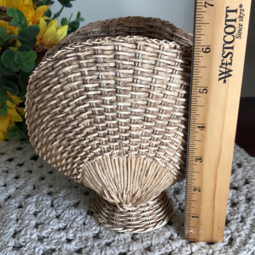 Resin Shell Home Decor - Picture 9 of 11